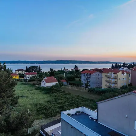 Jukic * Kaštela